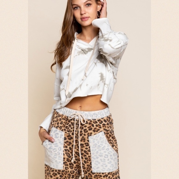 Last Dusky Sage Drop Cropped Tie Dye Hoodie - Picture 1 of 13